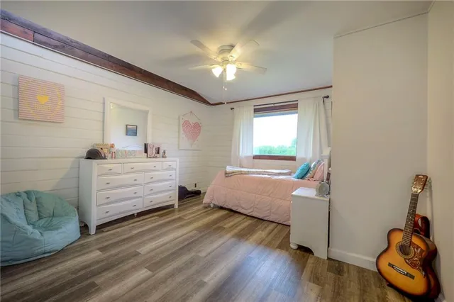 $780,000 | 43 901st Road, Clinton, MO 64735