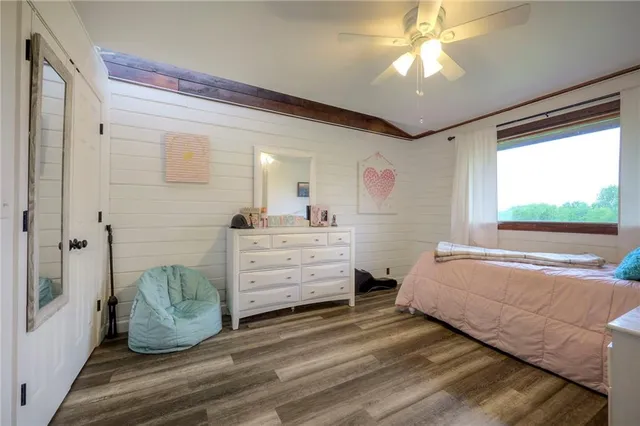 $780,000 | 43 901st Road, Clinton, MO 64735