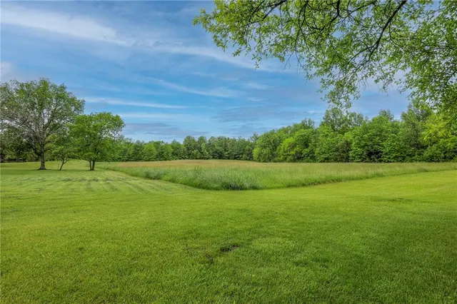 $780,000 | 43 901st Road, Clinton, MO 64735