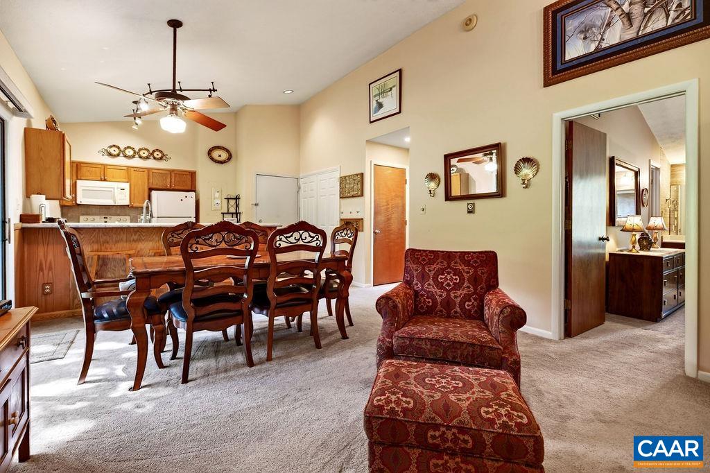 2227 Tanners Ridge Roseland, VA 22967 - Photo 5 of 21 Gallery Image 5