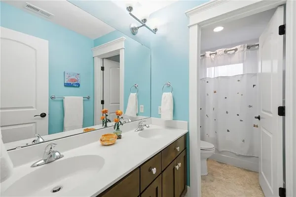 $1,150,000 | 5763 West 335th Street, Louisburg, KS 66053