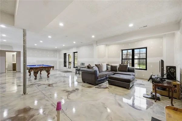 $1,150,000 | 5763 West 335th Street, Louisburg, KS 66053