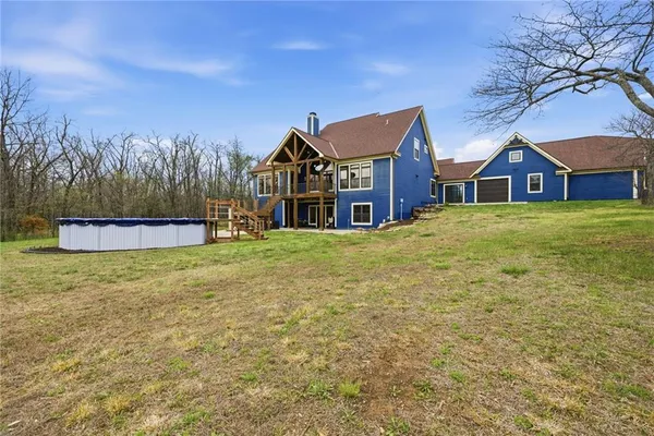 $1,150,000 | 5763 West 335th Street, Louisburg, KS 66053