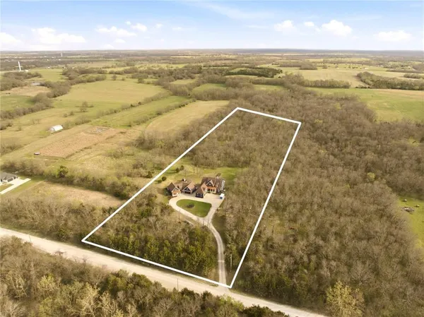 $1,150,000 | 5763 West 335th Street, Louisburg, KS 66053
