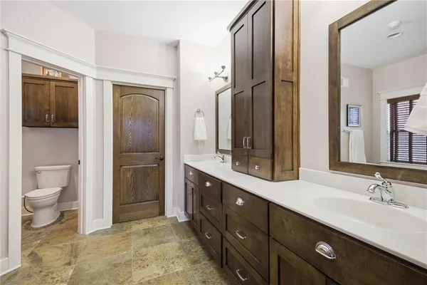 $1,150,000 | 5763 West 335th Street, Louisburg, KS 66053