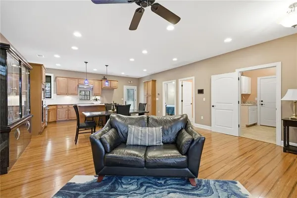 $1,150,000 | 5763 West 335th Street, Louisburg, KS 66053