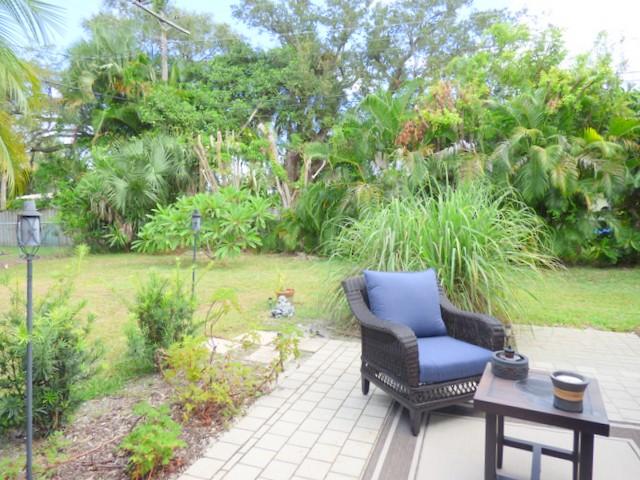 122 Southwest 7th Avenue Boca Raton, FL 33486 - Photo 6 of 54 P1010001