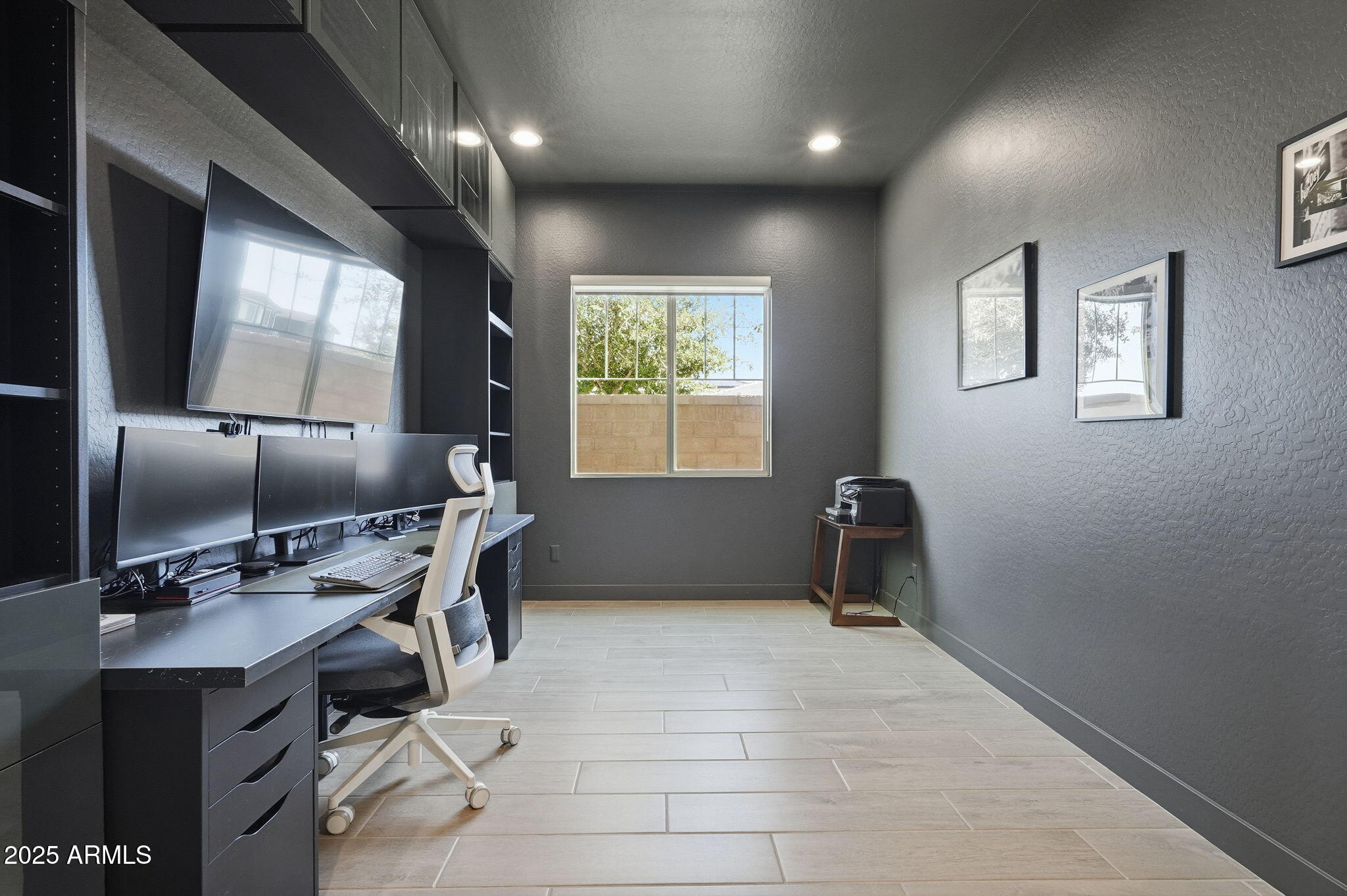 22679 East Russet Road Queen Creek, AZ 85142 - Photo 31 of 51 a workspace with furniture and a window
