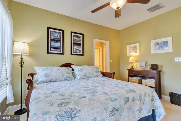 a picture of a room
