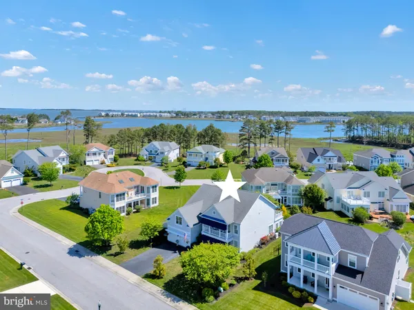 $879,900 | 30923 Sea Breeze Lane, Ocean View, DE 19970