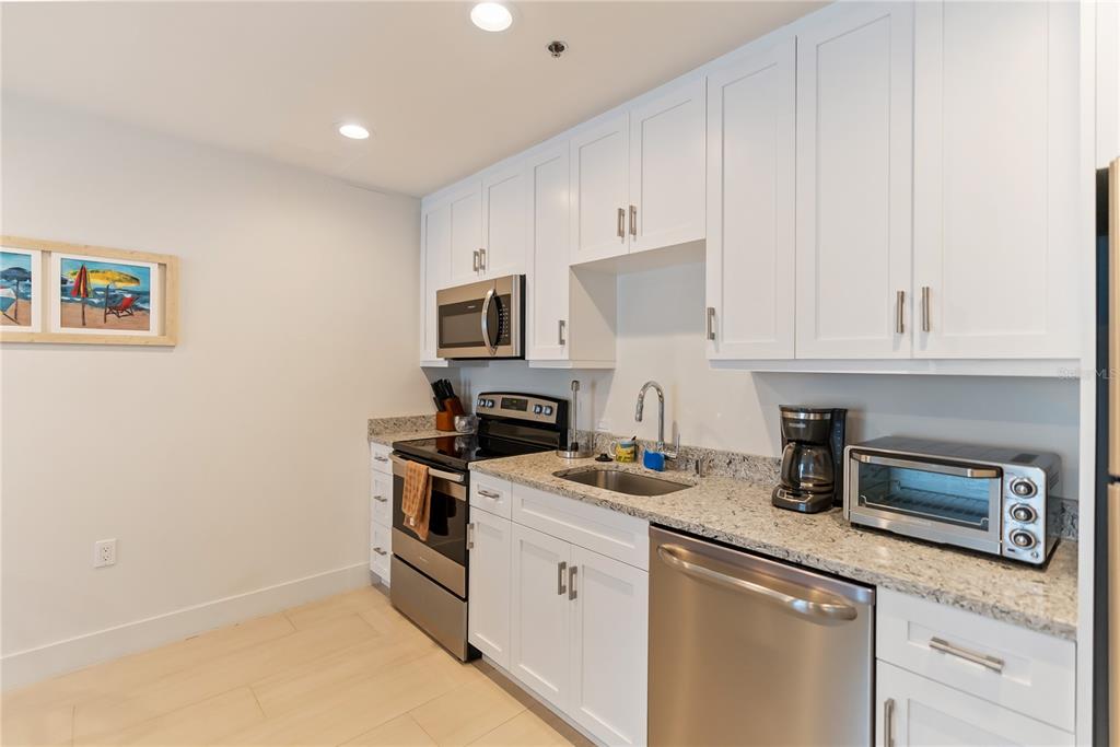 455 Longboat Club Road, Unit 307 Longboat Key, FL 34228 - Photo 84 of 95 Gallery Image 84