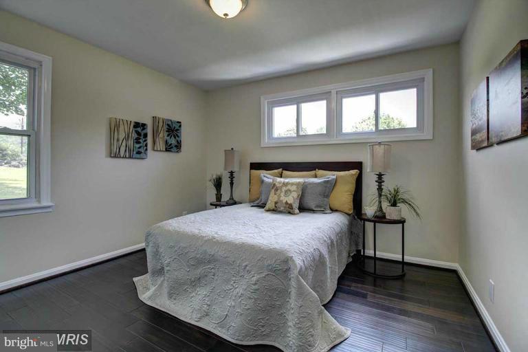 3230 Dashiell Road Falls Church, VA 22042 - Photo 16 of 20 Bedroom (Master)