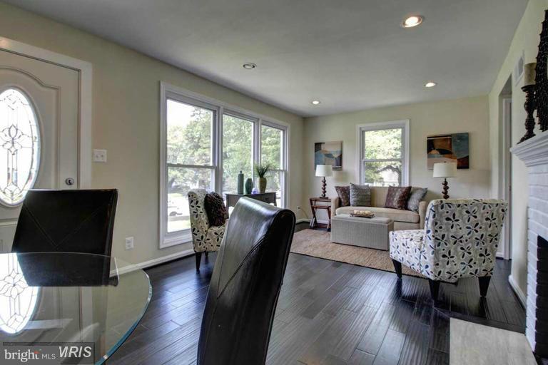 3230 Dashiell Road Falls Church, VA 22042 - Photo 5 of 20 Dining Room