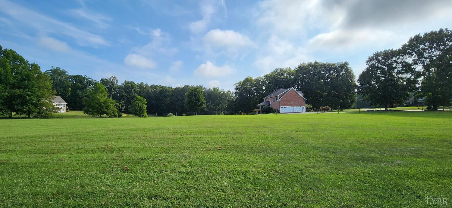 25 Riley Run Road Forest, VA 24551 - Photo 6 of 34 a view of a garden and basketball court