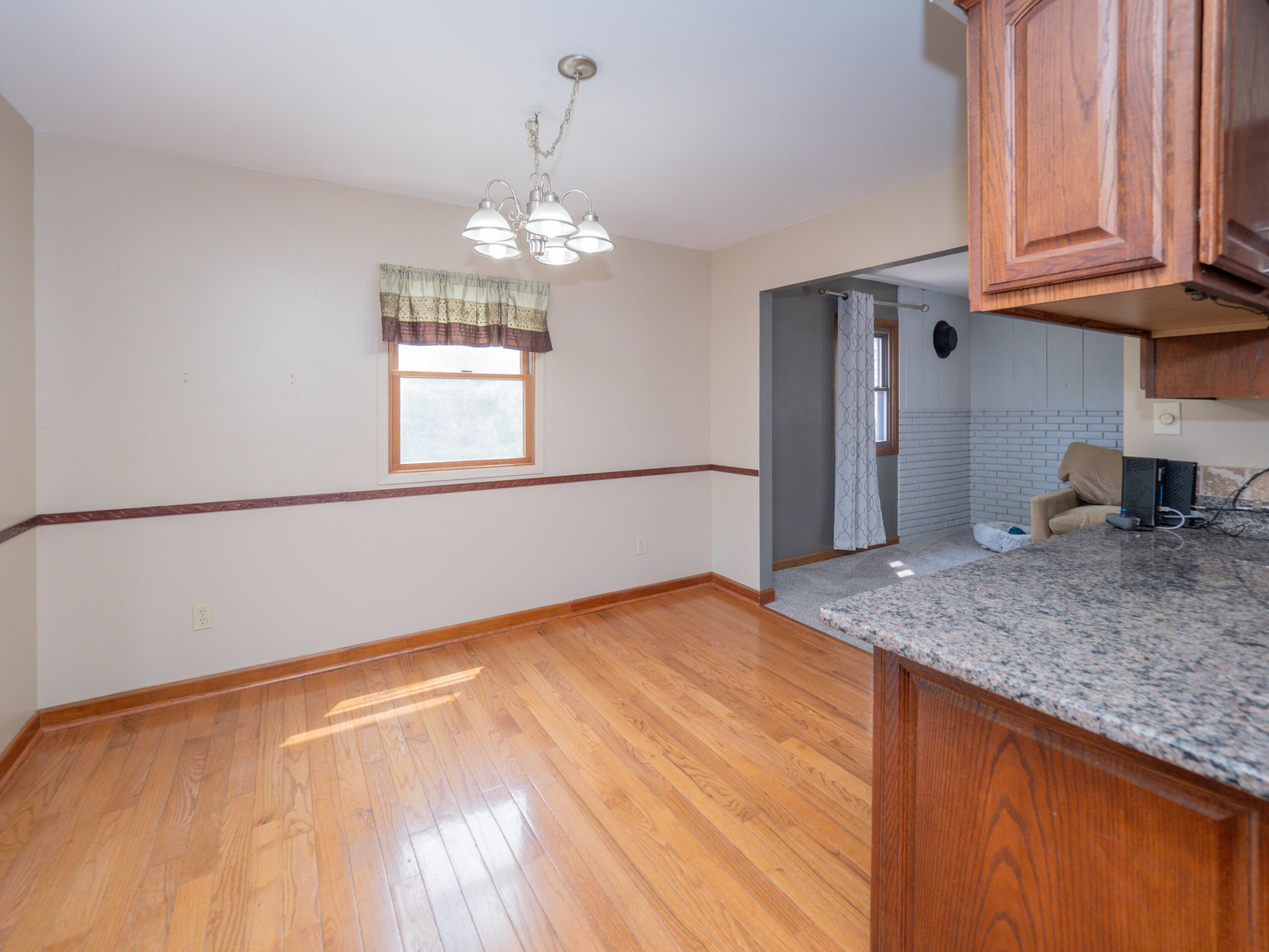 4274 Burgess Road Pinckney, MI 48169 - Photo 12 of 41 4274 Burgess Rd-107