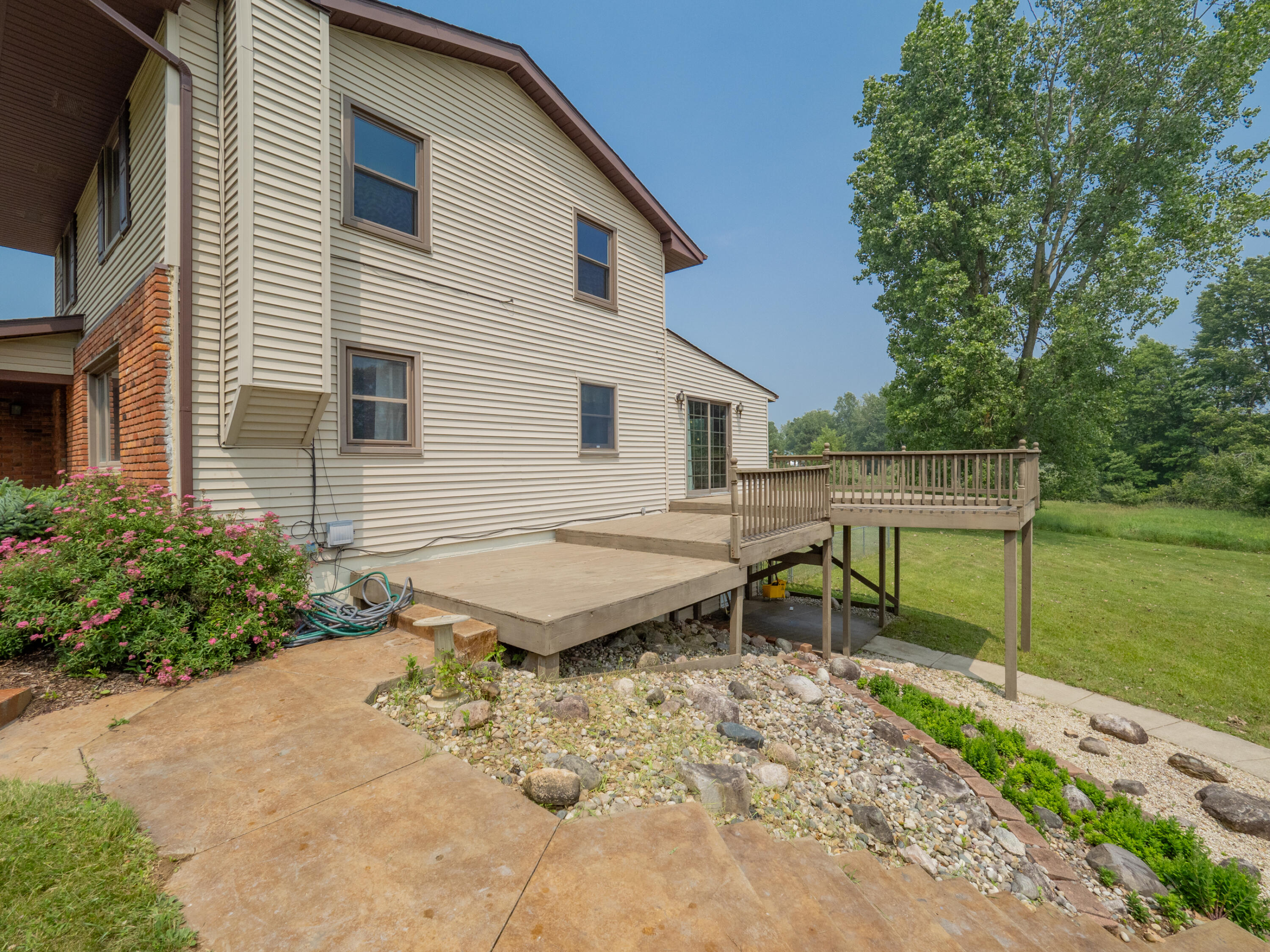 4274 Burgess Road Pinckney, MI 48169 - Photo 4 of 41 4274 Burgess Rd-131