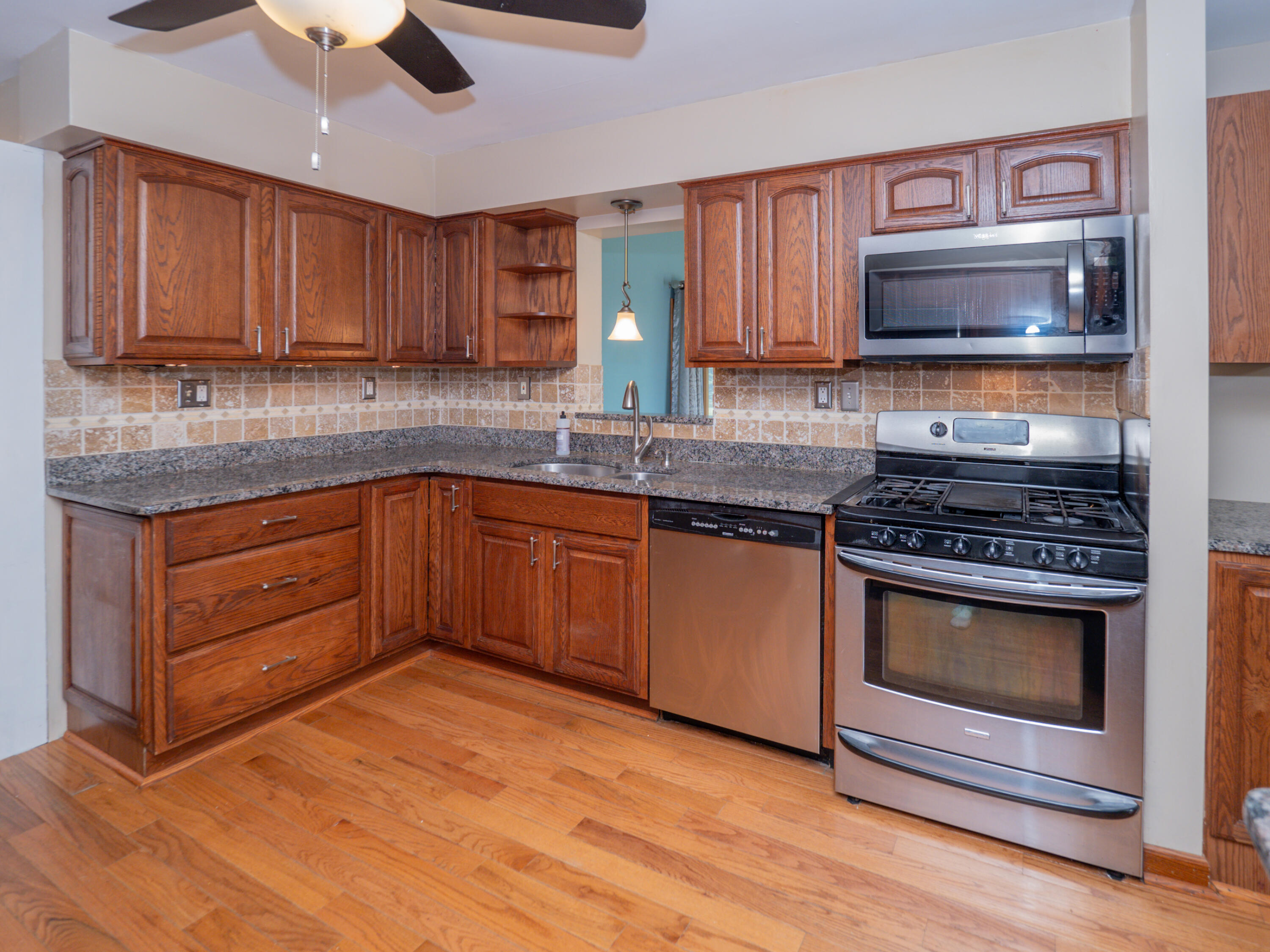4274 Burgess Road Pinckney, MI 48169 - Photo 9 of 41 4274 Burgess Rd-109