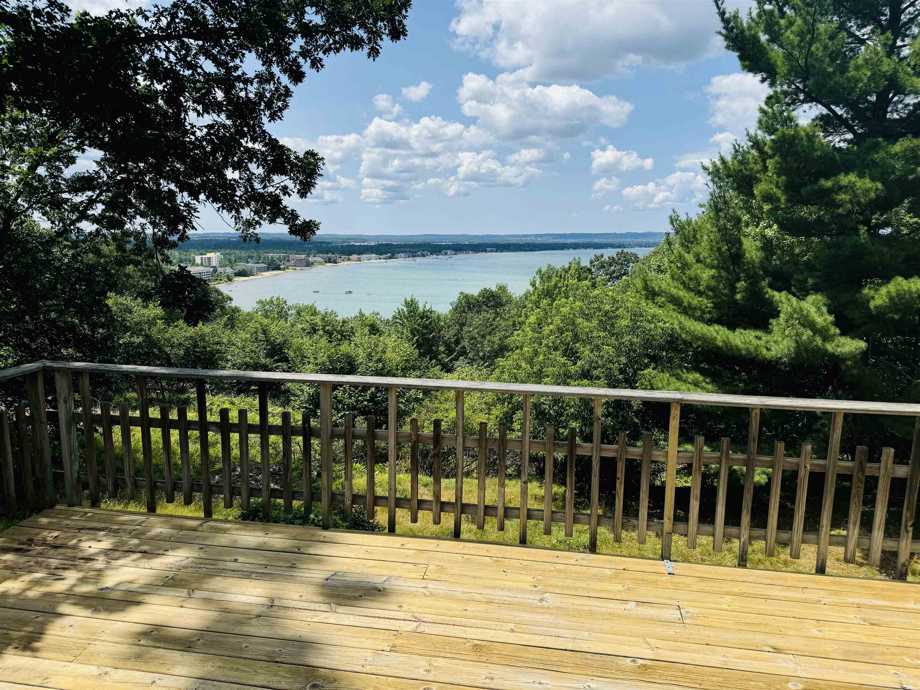 2898 Holiday Pines Road Traverse City, MI 49686 - Photo 9 of 16 1924917-20f16ce9-b16b-4edd-8707-5bc4261a9e96.JPG