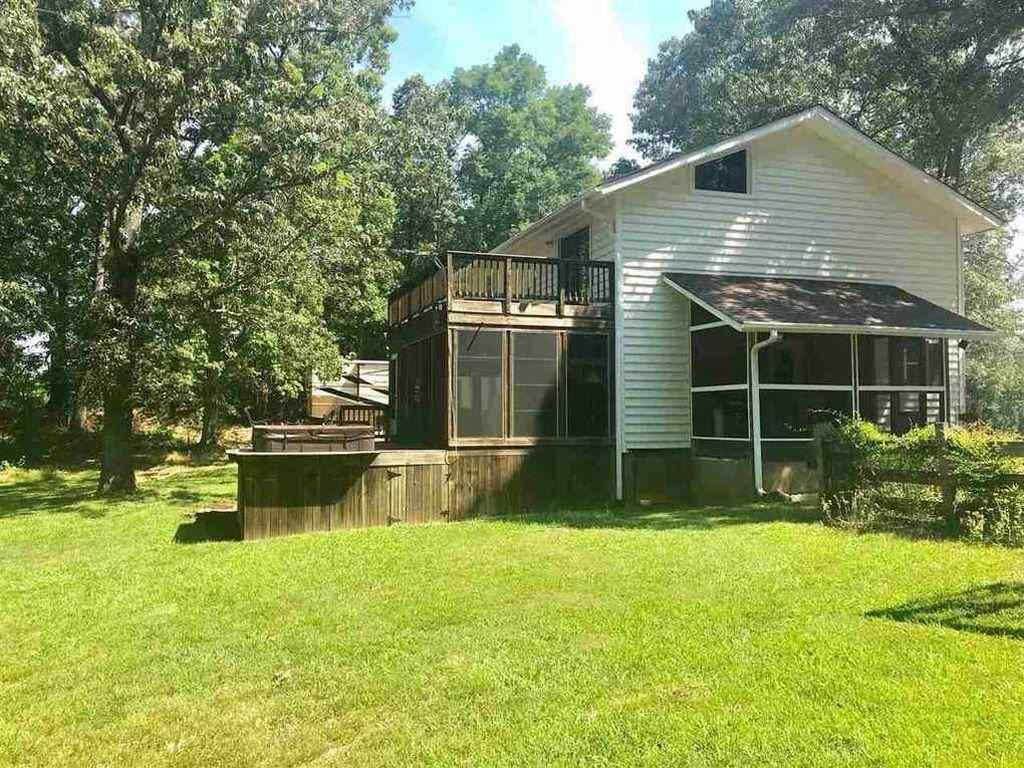 905 Wofford Road Woodruff, SC 29388 - Photo 14 of 16