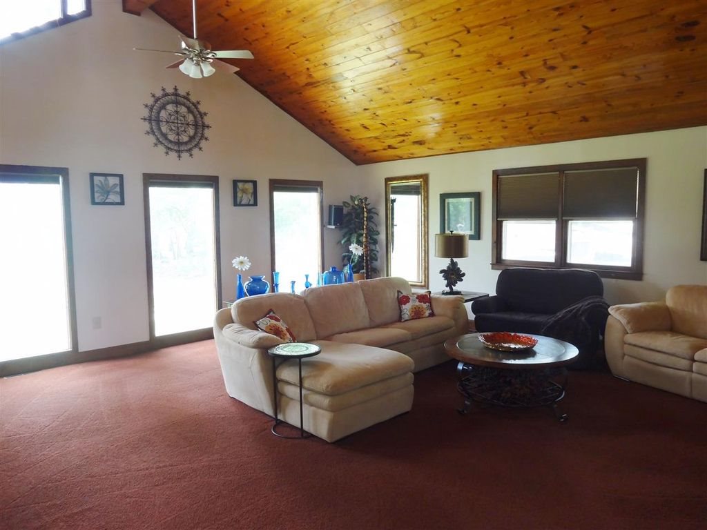 905 Wofford Road Woodruff, SC 29388 - Photo 3 of 16