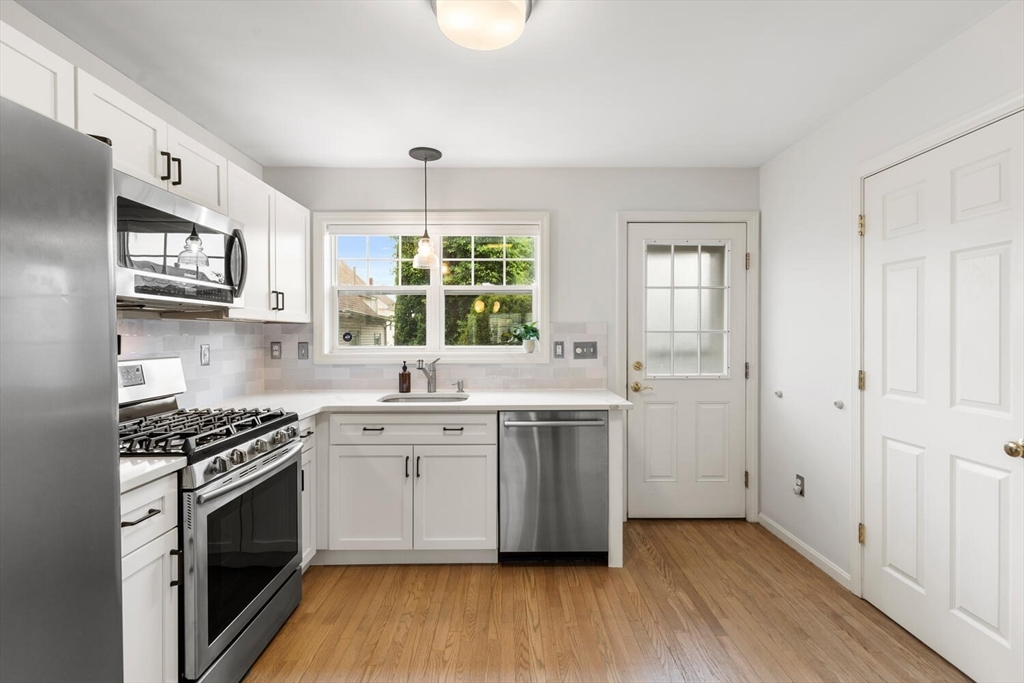 32 Pearl Street, Unit 32 Everett, MA 02149 - Photo 2 of 39 Gallery Image 2