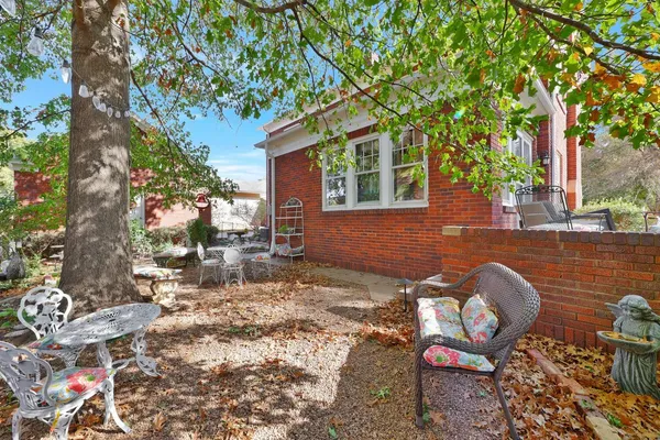 $350,000 | 304 North Anthony Avenue, Anthony, KS 67003