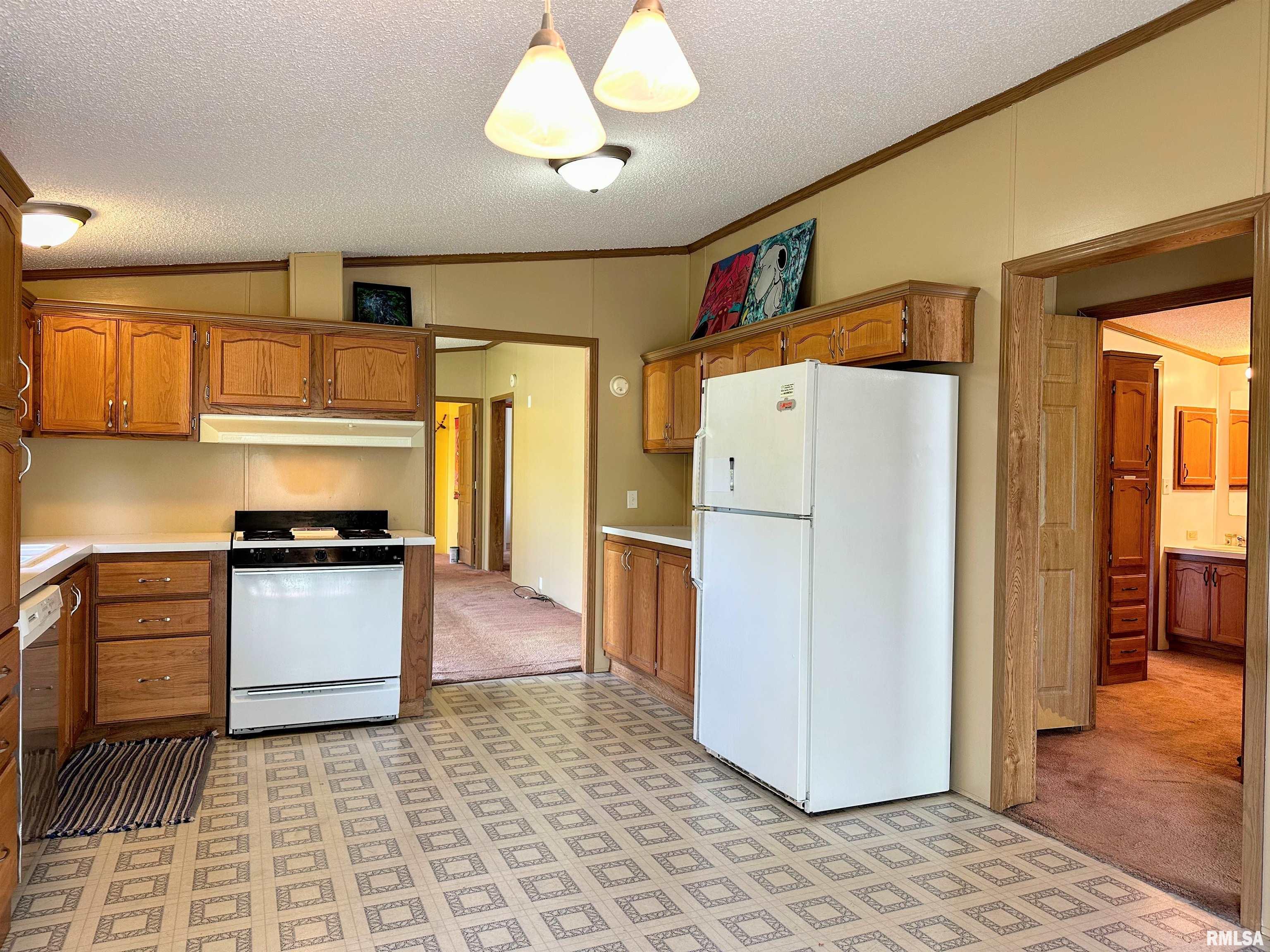 15079 East Gibson Road Mount Vernon, IL 62864 - Photo 12 of 43
