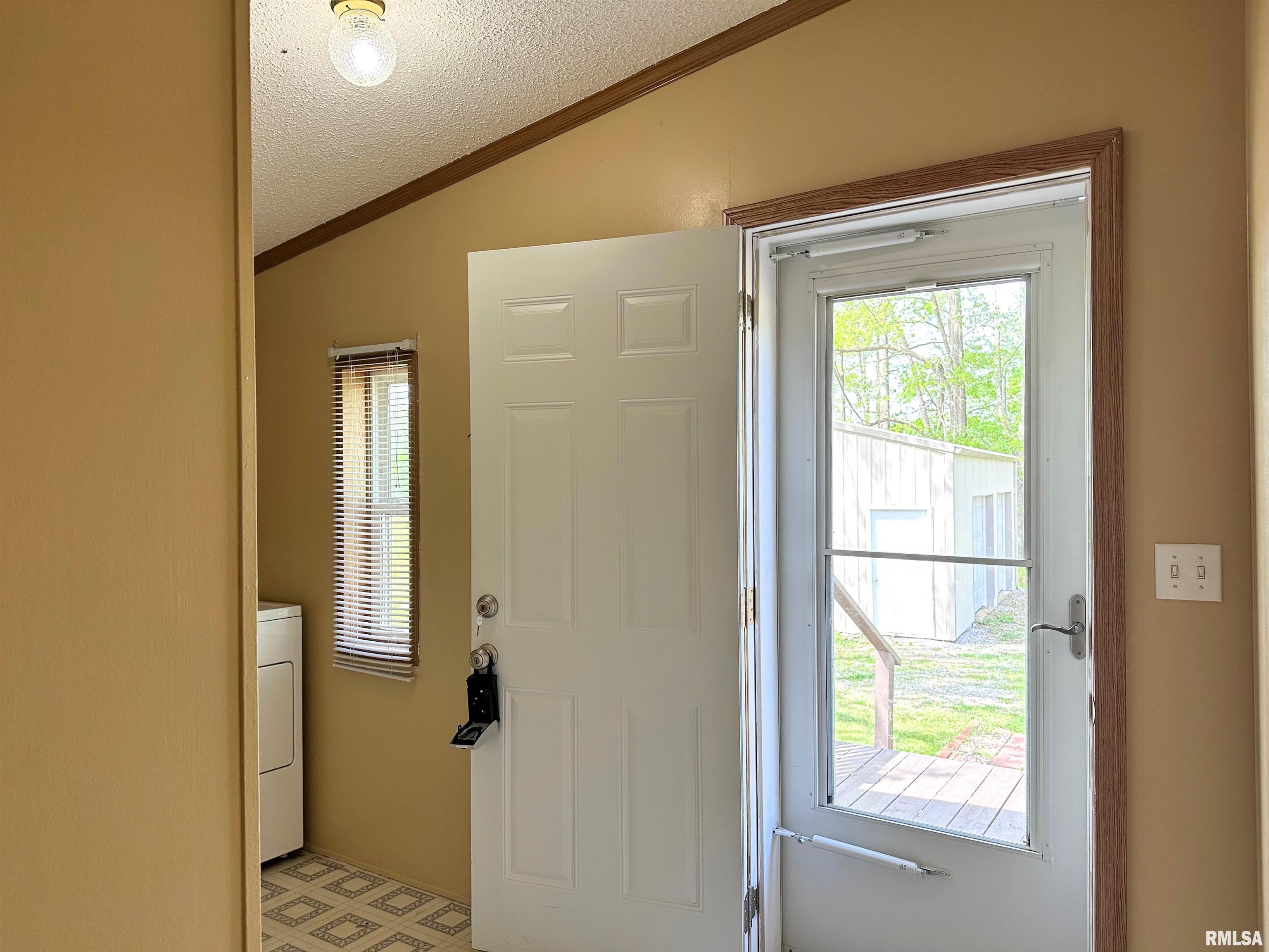15079 East Gibson Road Mount Vernon, IL 62864 - Photo 21 of 43