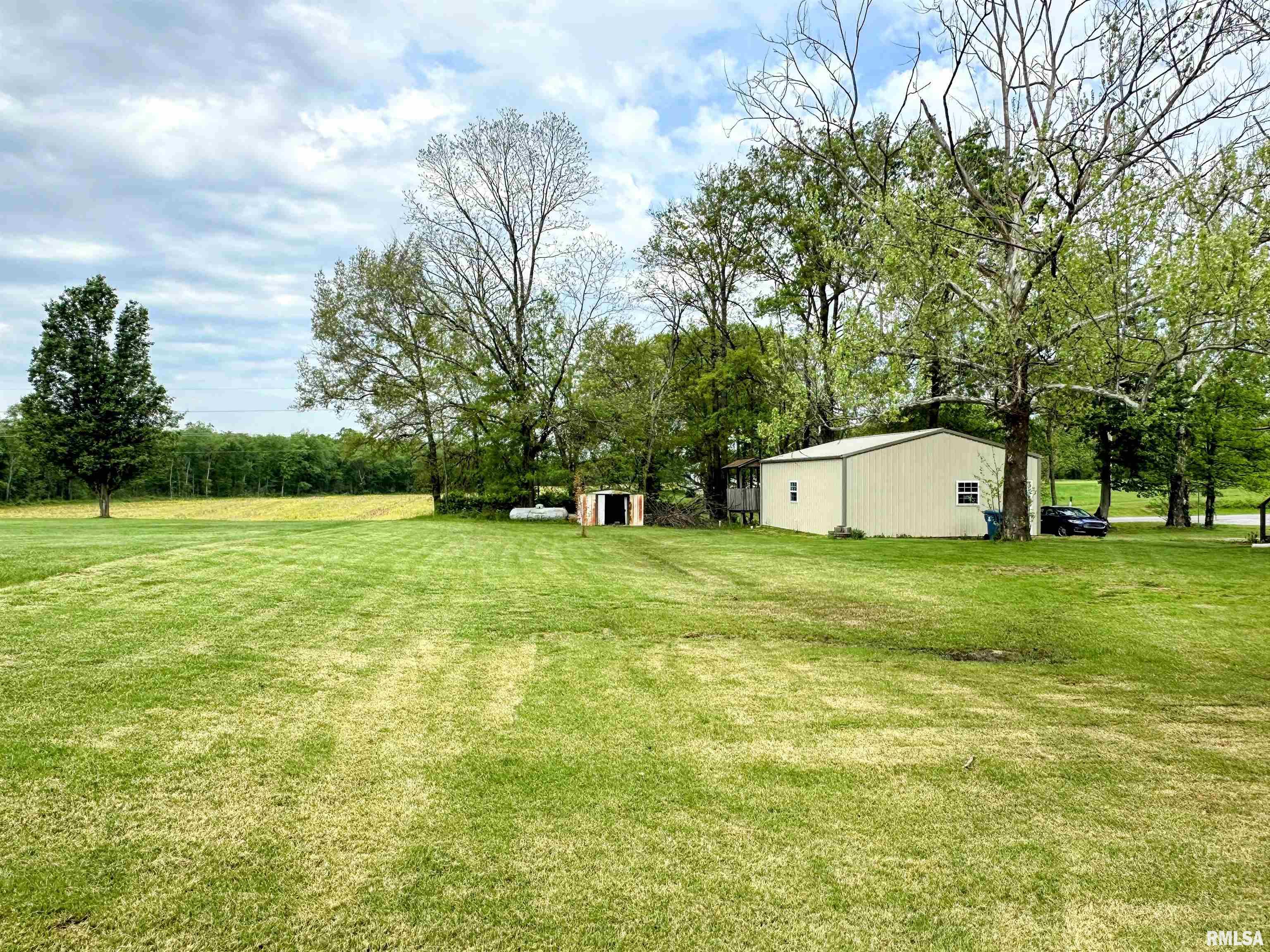 15079 East Gibson Road Mount Vernon, IL 62864 - Photo 36 of 43