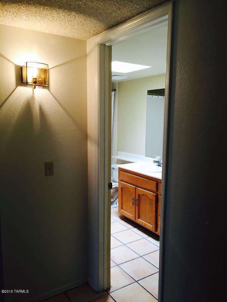 1200 East River Road, Unit H99 Tucson, AZ 85718 - Photo 16 of 23
