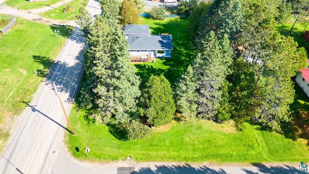 Aerial view of property and surrounding area