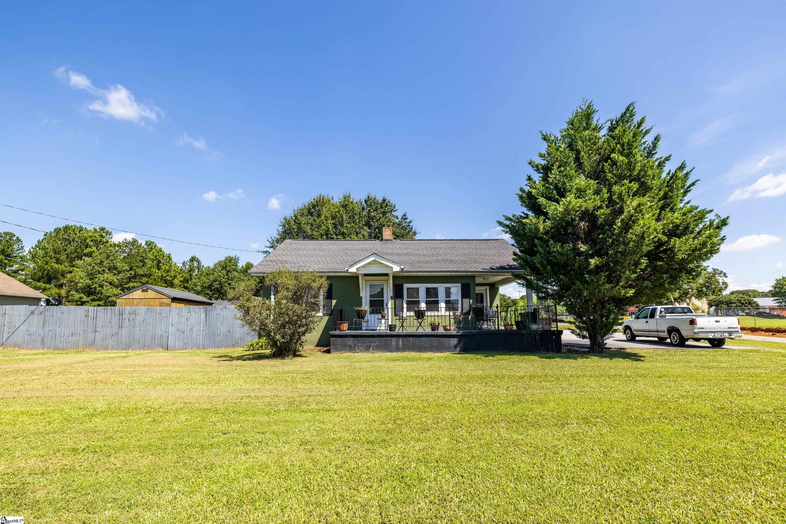 141 Penny Bennett Road Spartanburg, SC 29307 - Photo 1 of 36