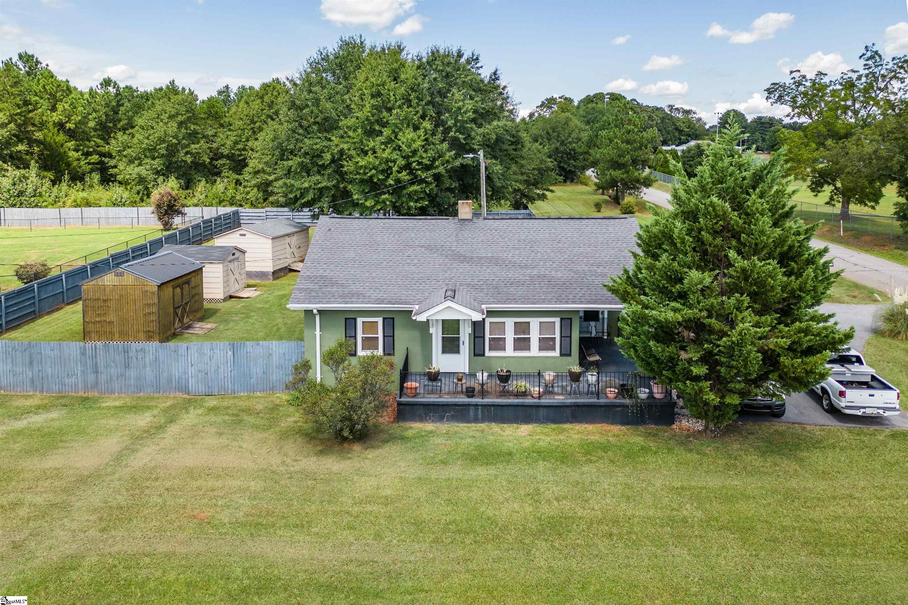 141 Penny Bennett Road Spartanburg, SC 29307 - Photo 2 of 36