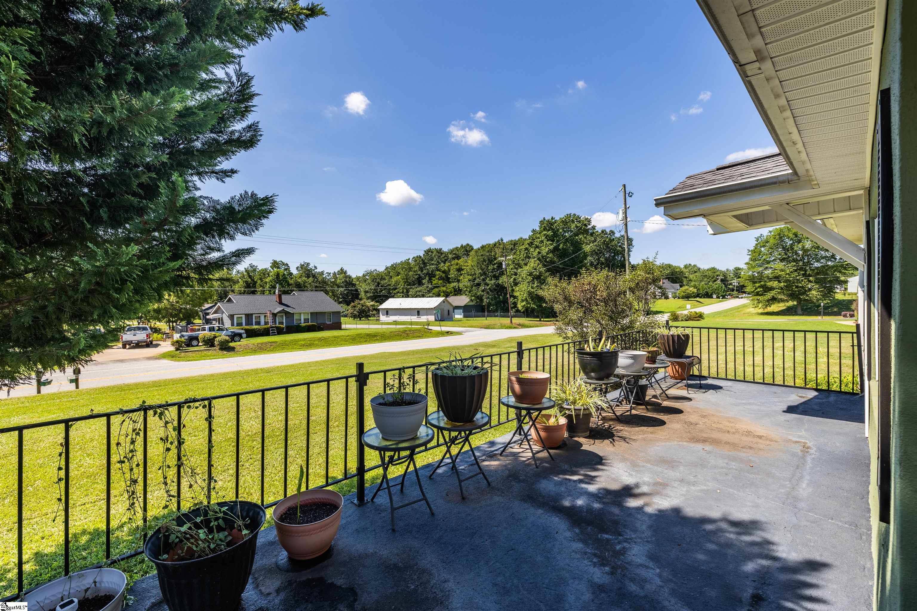 141 Penny Bennett Road Spartanburg, SC 29307 - Photo 7 of 36