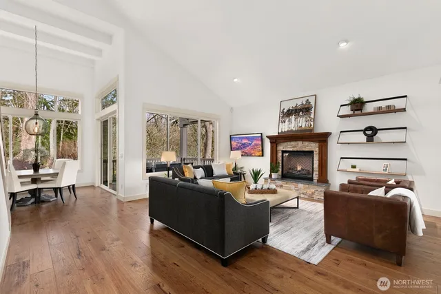 $2,400,000 | 9026 Northeast 127th Place, Kirkland, WA 98034