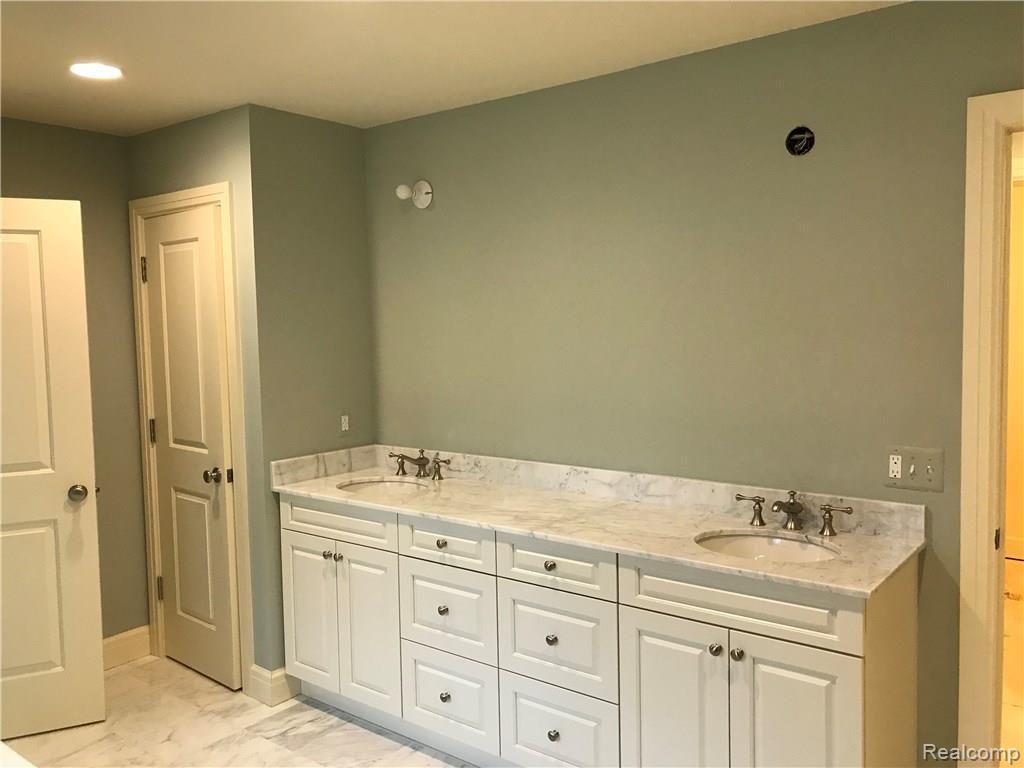 1008 Harvard Road Grosse Pointe Park, MI 48230 - Photo 14 of 19