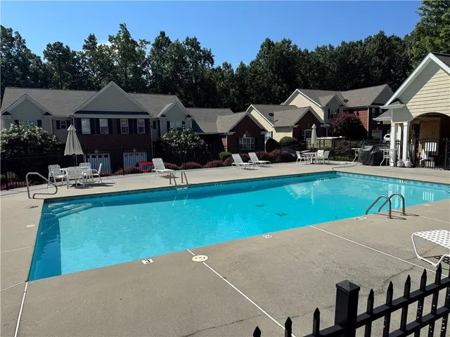 $2,195 | 2075 Pine Tree Drive, Buford, GA 30518