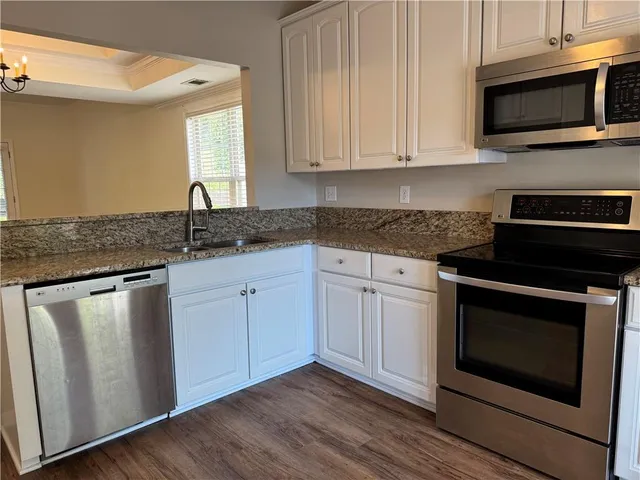 $2,195 | 2075 Pine Tree Drive, Buford, GA 30518