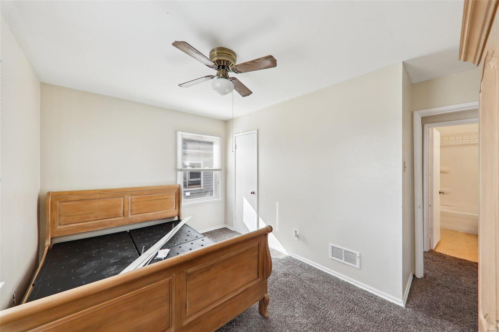 3829 Fee Fee Road Bridgeton, MO 63044 - Photo 14 of 26 Gallery Image 14
