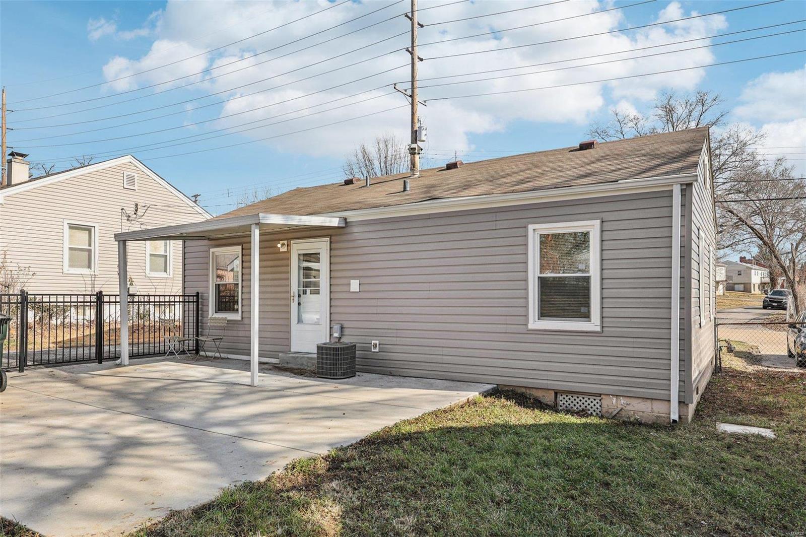 3829 Fee Fee Road Bridgeton, MO 63044 - Photo 23 of 26 Gallery Image 23
