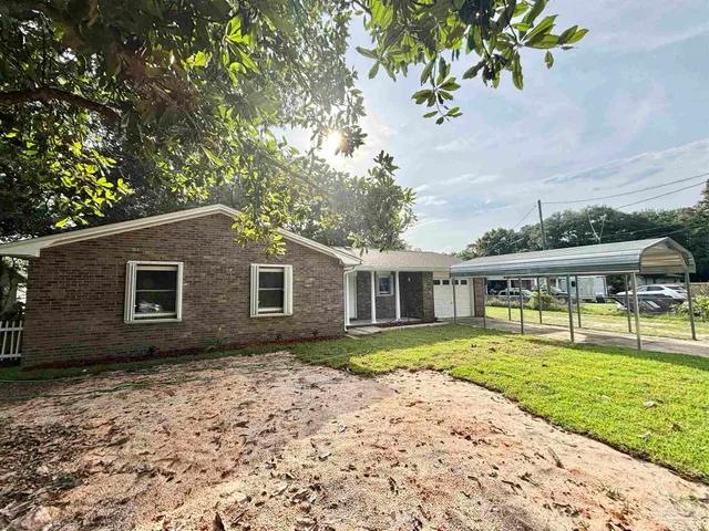 $335,000 | 5737 Chumuckla Highway, Pace, FL 32571