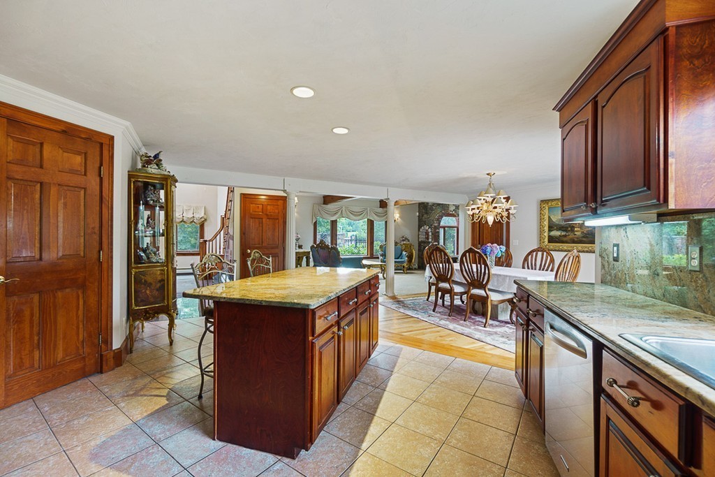 35 Chickering Road Spencer, MA 01562 - Photo 10 of 37 Gallery Image 10