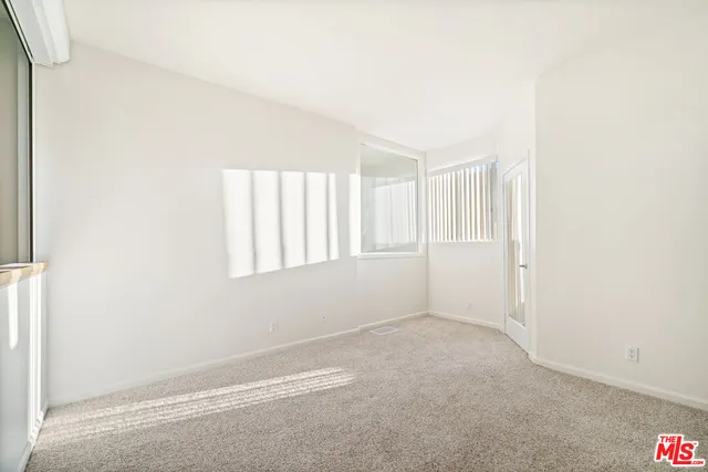 $849,000 | 2045 Beloit Avenue, Unit 306, Los Angeles, CA 90025