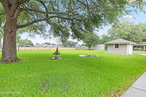 $269,900 | 206 Paul Boudreaux Road, Lafayette, LA 70506