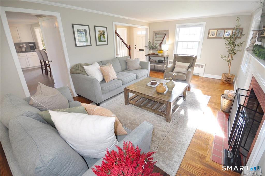 26 Greystone Road West Hartford, CT 06107 - Photo 5 of 23