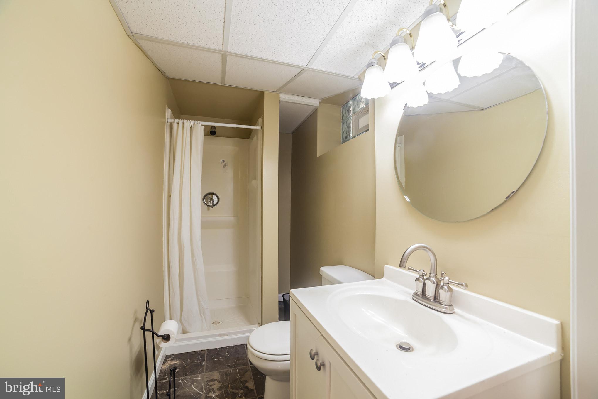 1302 Sudvale Road Baltimore, MD 21208 - Photo 23 of 27 Bath