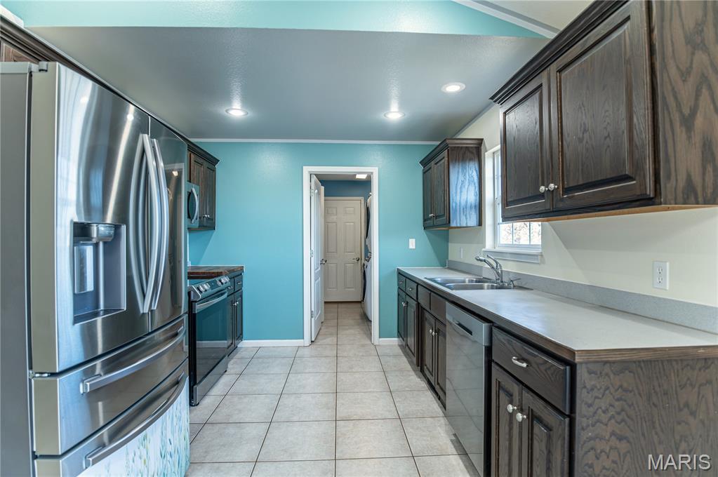 23386 Roulette Road Waynesville, MO 65583 - Photo 6 of 38