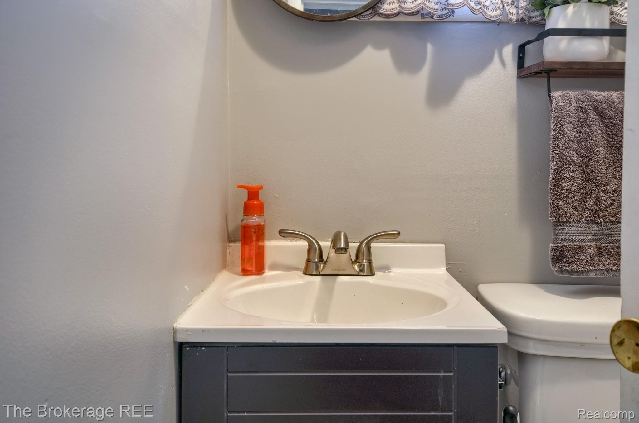 11238 Lapeer Road Davison, MI 48423 - Photo 3 of 34 SD3_8756-HDR(5).jpg