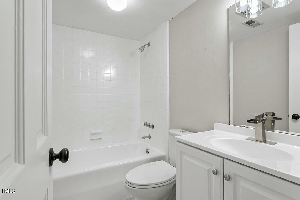 7205 Fiesta Way Raleigh, NC 27615 - Photo 33 of 42 tempImage7RR1mV