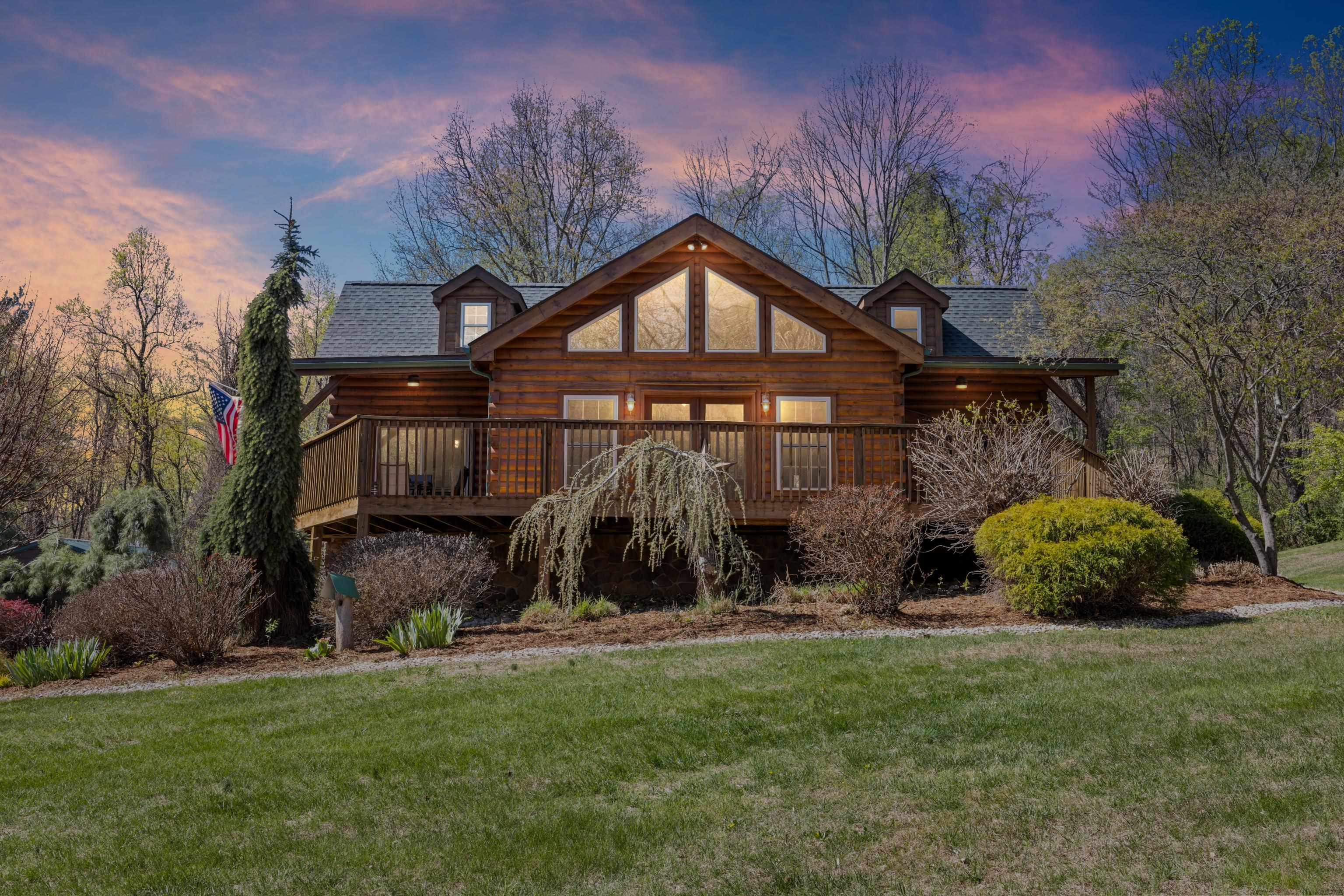 115 Spring Crossing Lane Steeles Tavern, VA 24476 - Photo 2 of 74